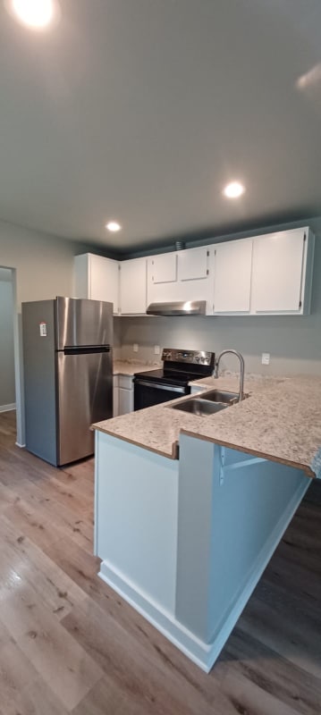 Photo - 701 Walker Ave