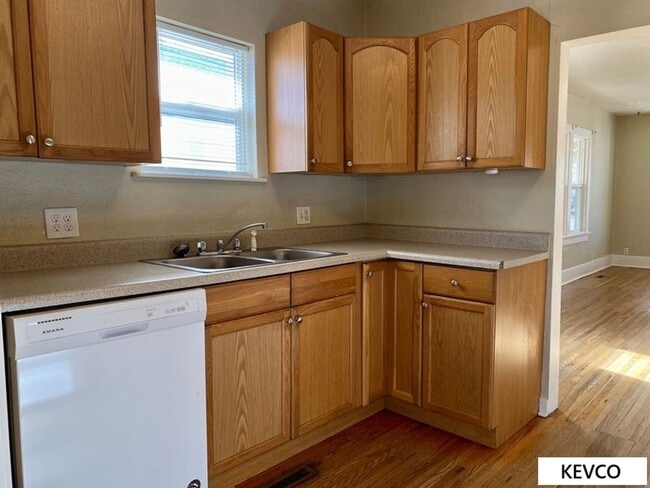 Photo - 906 Mathews St Unit 906 Mathews St