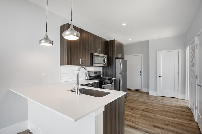 Photo - 1531 W Howard St Unit 401