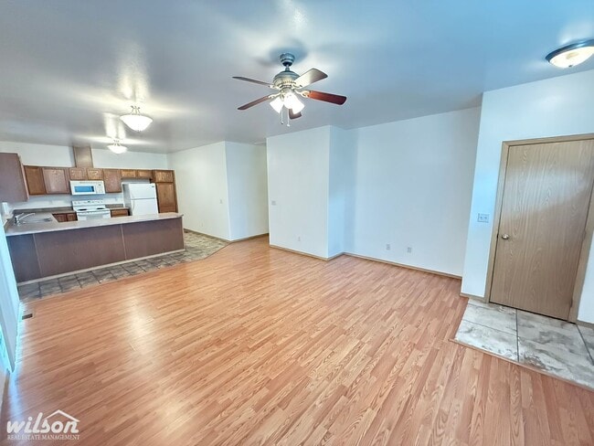 Photo - 7905 Skyline Way Unit 7905 Skyline Way #1