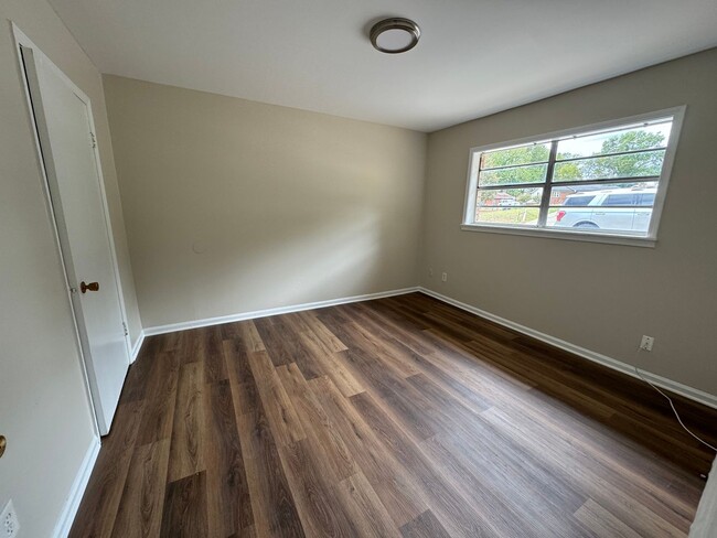 100 Wadsworth St NE Unit 100 Apartment B