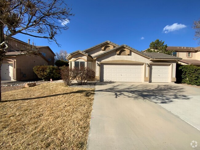 Building Photo - 3 Bedroom Single Story Home Available in C...