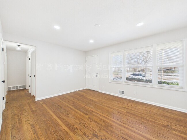 Photo - 4730 Richmond Ave