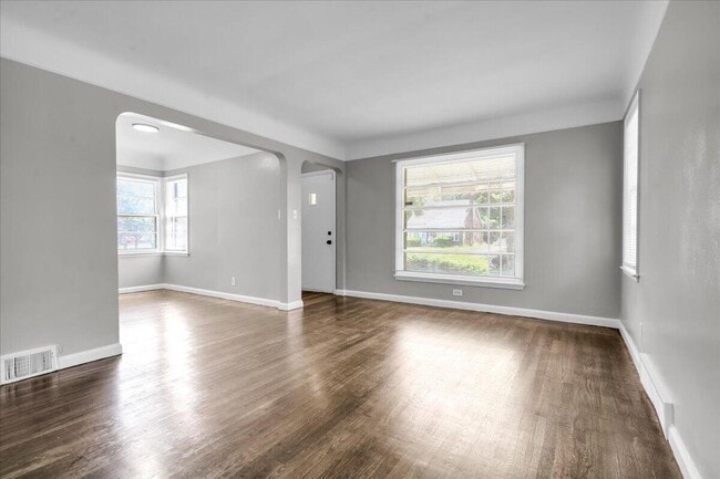 Photo - 11577 Somerset Ave