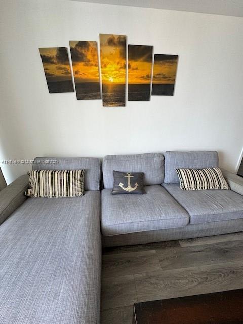 Photo - 5161 Collins Ave Apartamento Unidad 1406