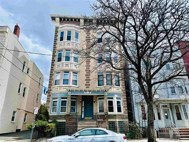 Photo - 310 Palisade Ave Unit 12