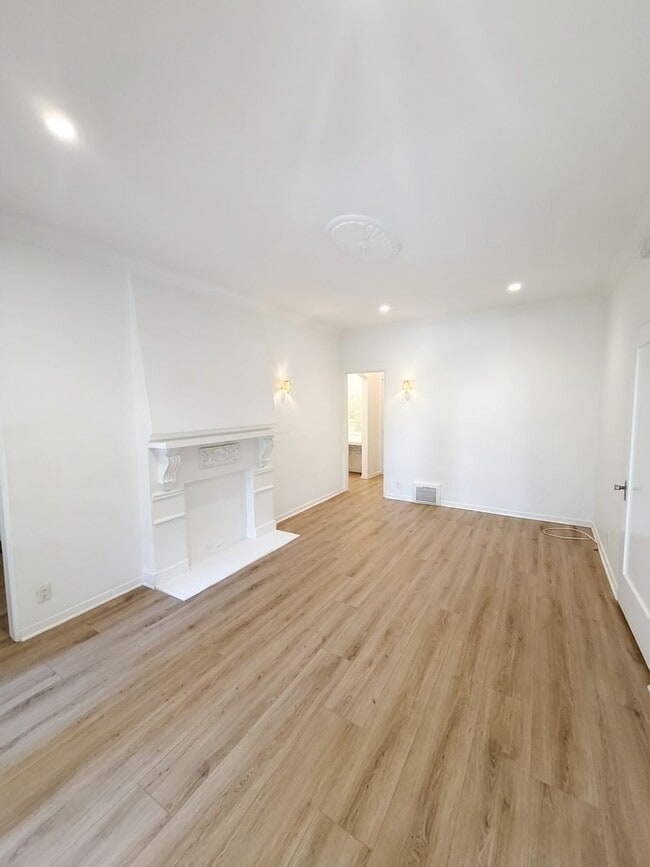 Building Photo - 1100 Brent Ave Unit 1100 Brent