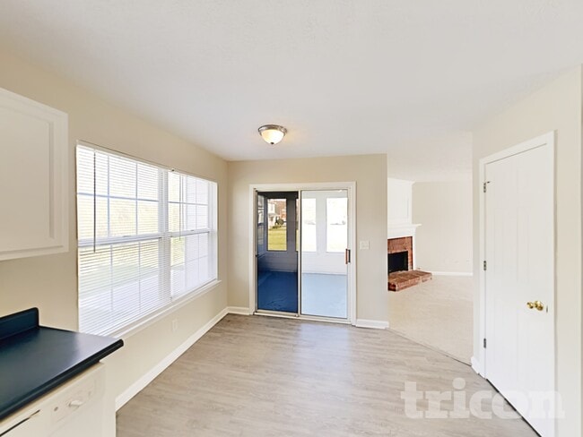 Photo - 936 Edgewood Ln
