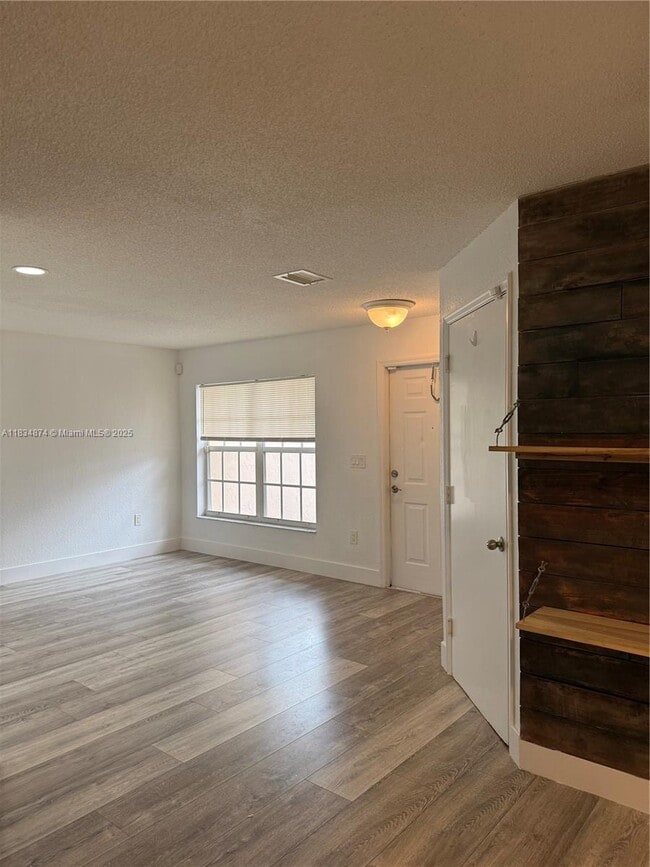 Photo - 8992 NW 53rd St