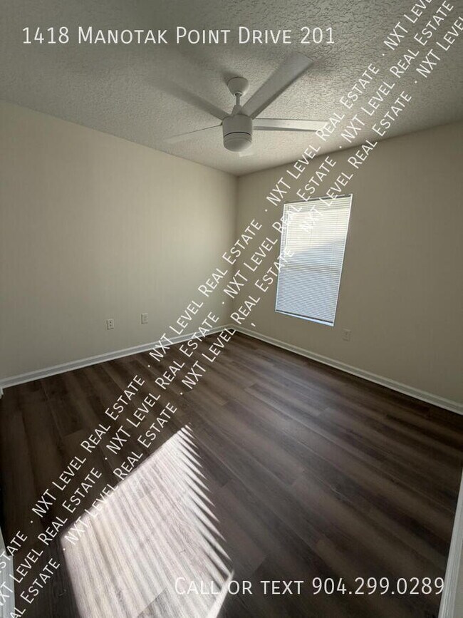 Photo - 1418 Manotak Point Dr