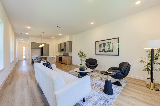 Photo - 7118 Eastwood St