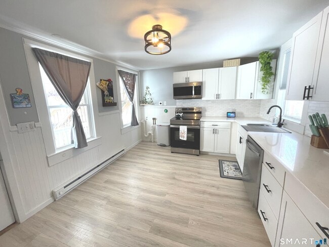 Photo - 194 School St Unit 1