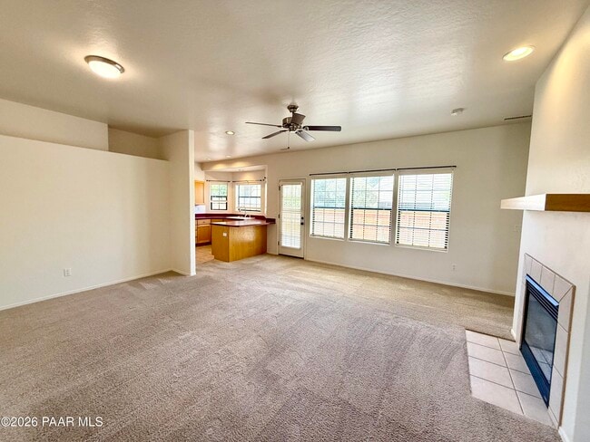 Photo - 1210 Gardenia Ln