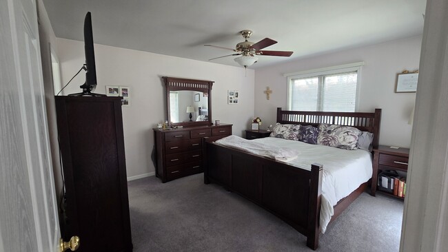 Photo - W162N11659 Park Ave