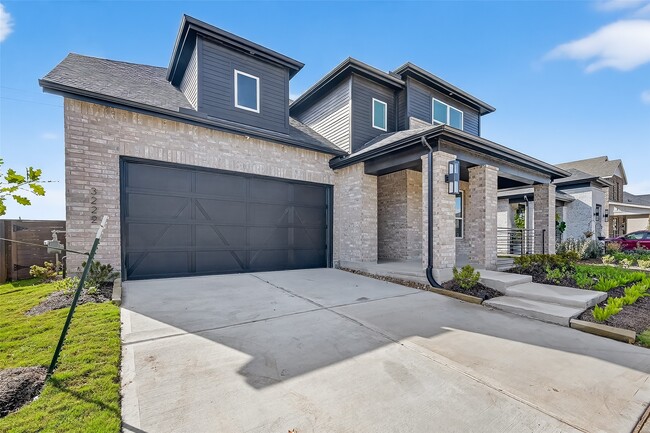 Photo - 3222 Kindred Wy