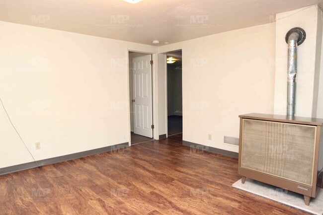 Photo - 812 W Myrtle St