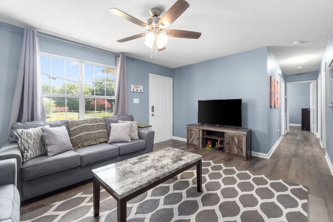 Photo - 701 Polk Ave