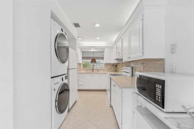 Photo - 5656 Via Delray Blvd Unit B