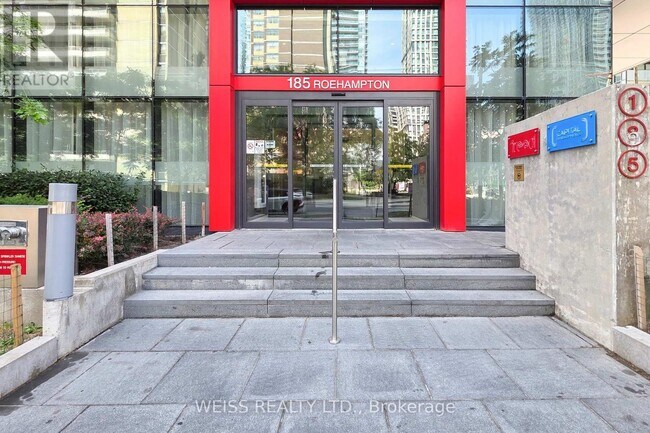Photo - 185 Roehampton Ave Unit 520