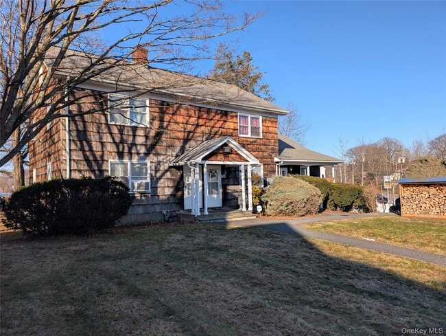 Photo - 1751 US-6 Unit B