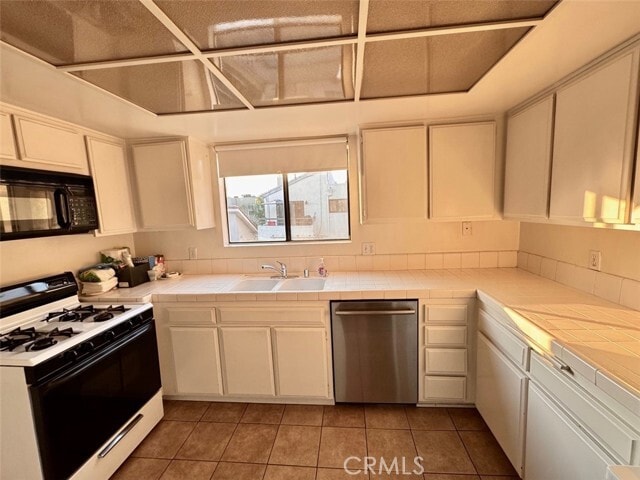 Photo - 225 N Rose St Unidad 410