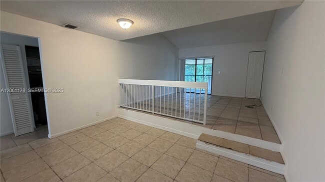 Photo - 2550 Riverside Dr Unit 223
