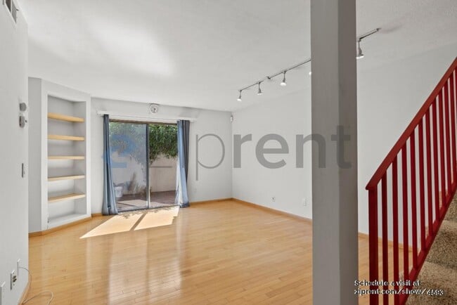 Photo - 11051 Firethorne Dr