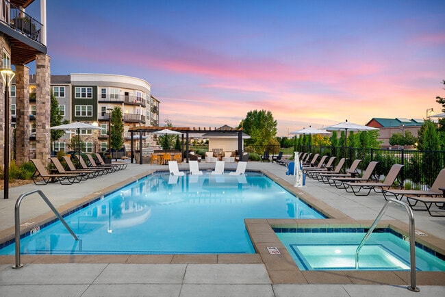 Building Photo - Grant Row Lofts