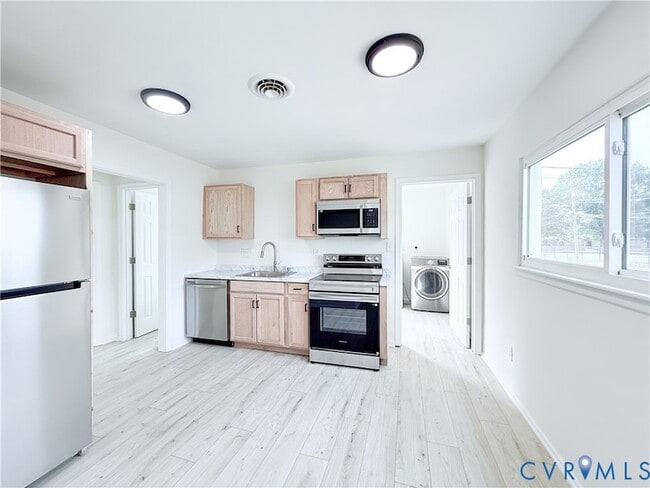 Photo - 2706 Selden St