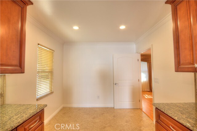 Photo - 1367 E Windsor Rd