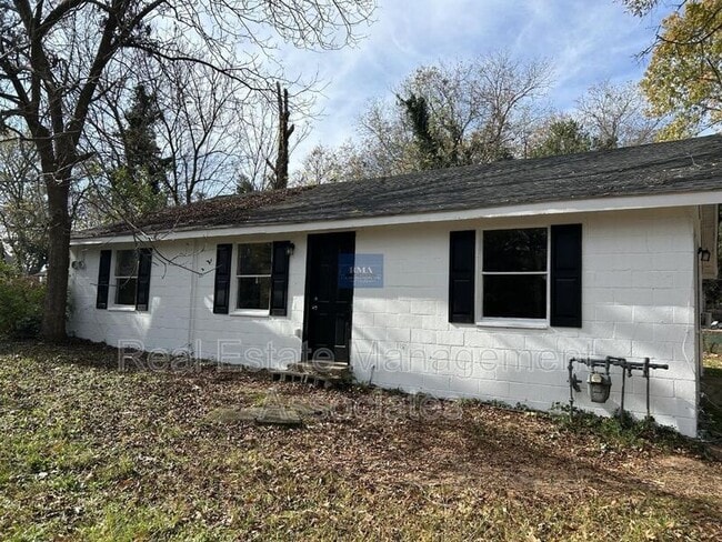 Photo - 225 N 3rd St Rental