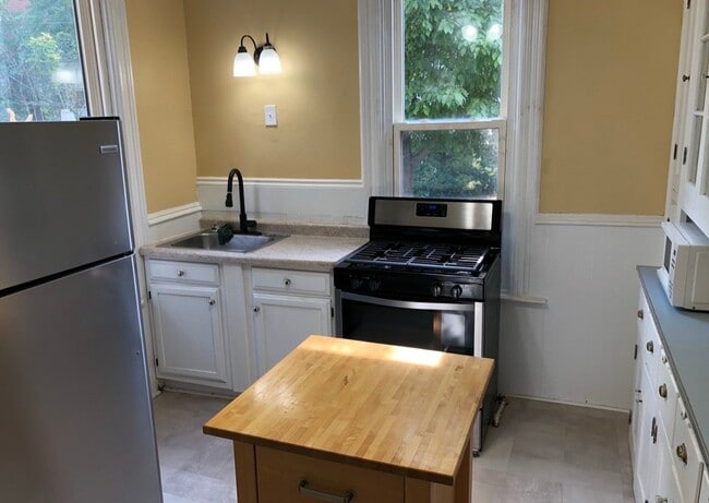 Photo - 1525 Fairview Pl Unit 2
