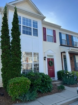 Photo - 105 Bumble Cir House