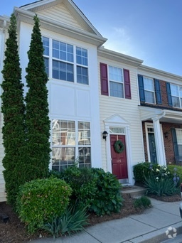 Building Photo - 105 Bumble Cir Rental