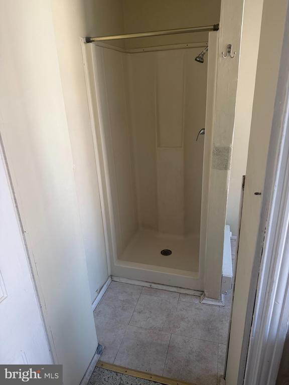 Photo - 730 W Lafayette St