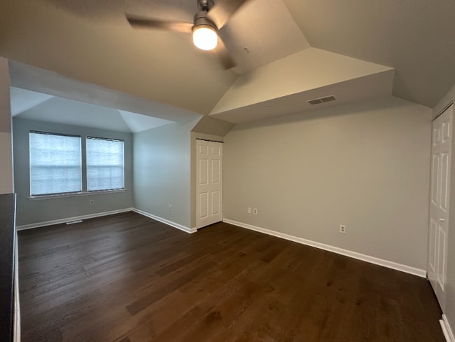 Building Photo - 32 Bank Spring Ct Rental