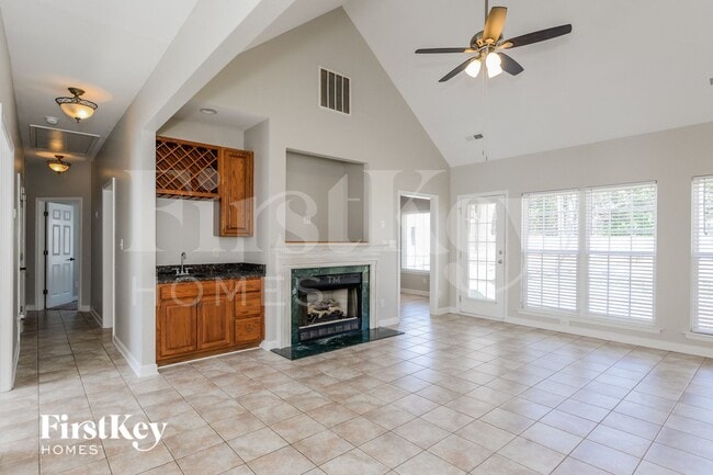 Photo - 1001 Josey Ln