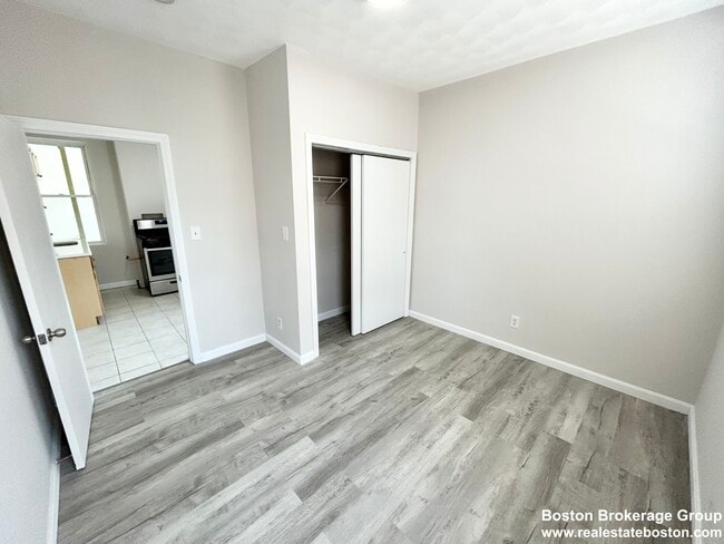 165 Grove St Unit 6