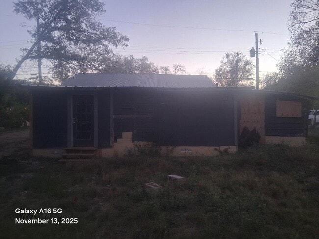 Photo - 6106 Kasper St