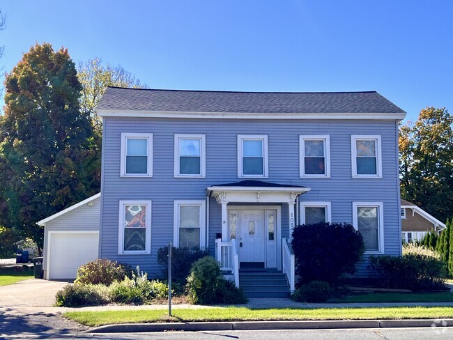 Building Photo - 105 S Cass St Rental