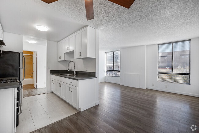 Interior Photo - 5837 Virginia Ave