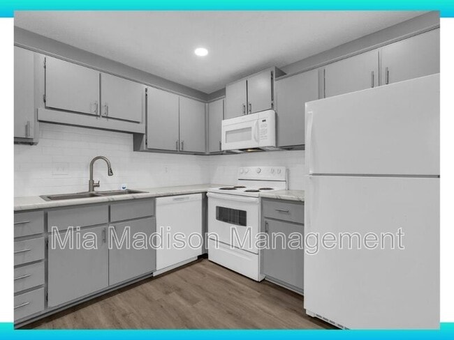 Photo - 111 E Mell St Unit #14