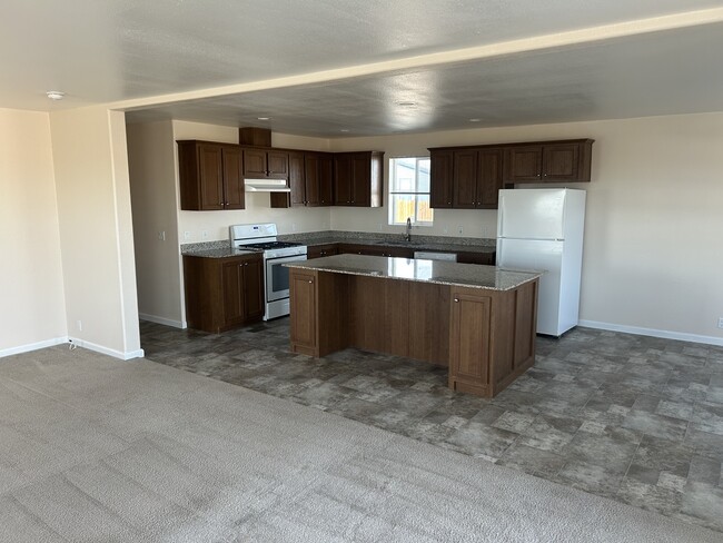 Photo - 1911 Sprig Ln