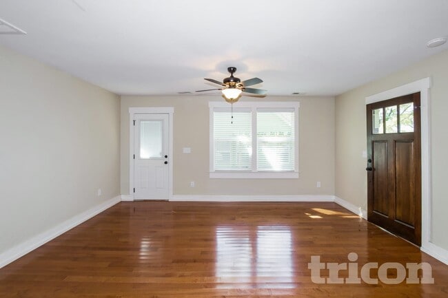 Photo - 1753 Dunkirk Dr
