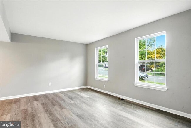 Building Photo - 1061 Berkley Dr