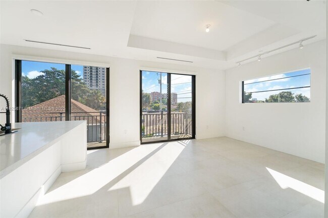 Photo - 3345 SW 22nd Terrace