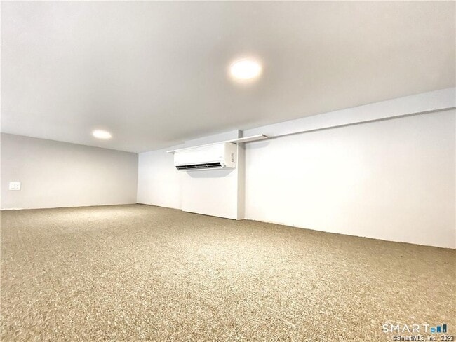 Photo - 39 Wall Street Unit 6