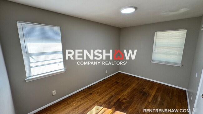 Photo - 3056 Arrendale St