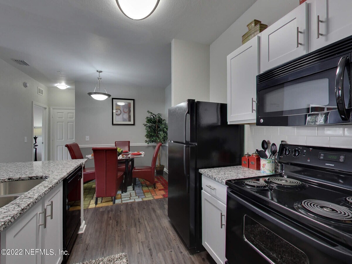 Photo - 7101 Wilson Blvd Rental