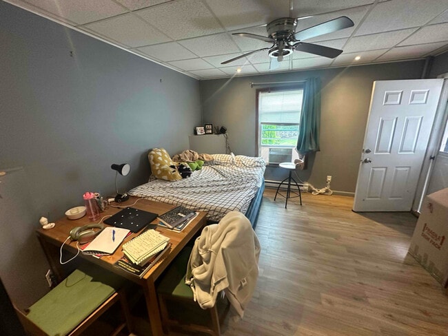 Photo - 1206 Farber Ct Unidad 1